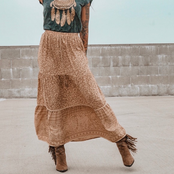 Boho Spell Style Leopard Gypsy Festival Maxi Skirt - Picture 3 of 8